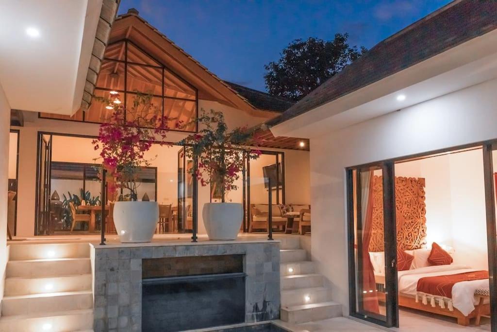 Villa Hakem Elegant And Modern 4 Bedrooms Villa Pool View Canggu Exteriér fotografie